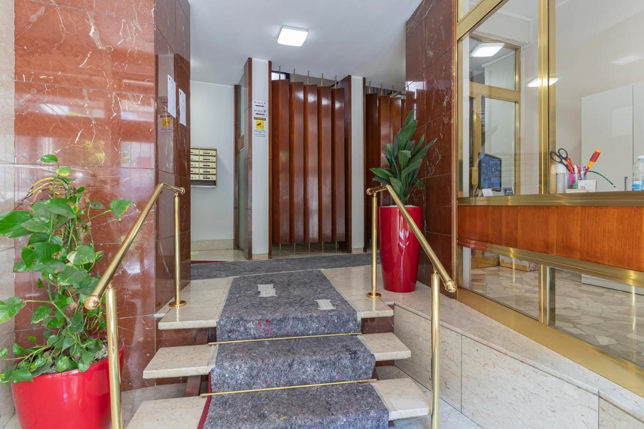 Altido Trendy Flat With Balcony, Easy Access To Milan Centre Apartment Exterior photo